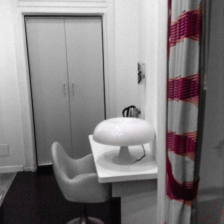 The Fresh Glamour Accommodation Napoli Bagian luar foto