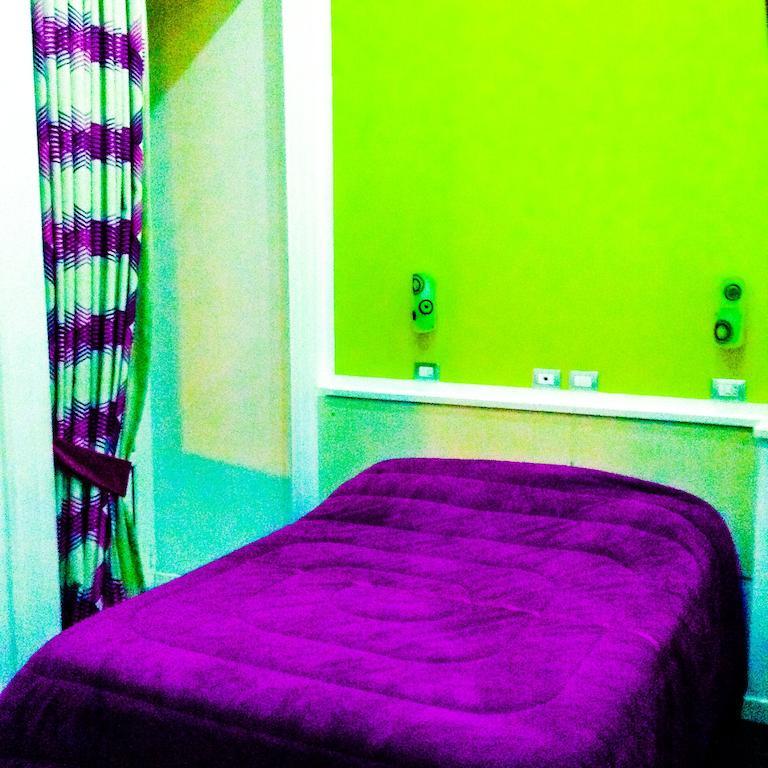 The Fresh Glamour Accommodation Napoli Bagian luar foto