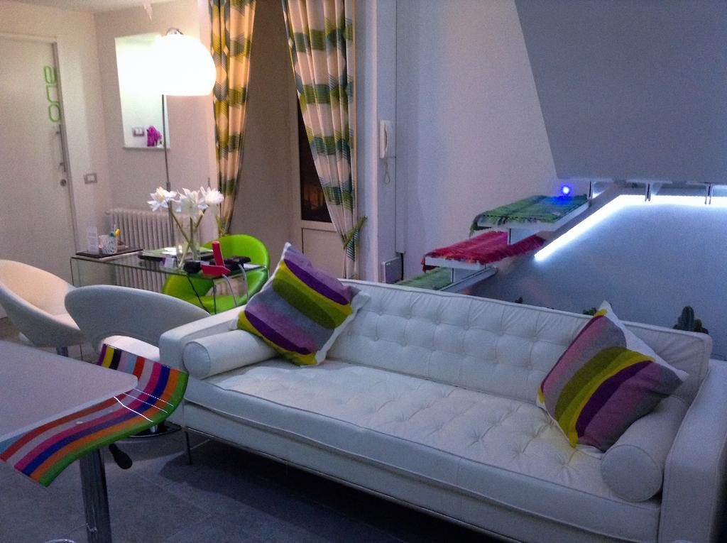 The Fresh Glamour Accommodation Napoli Bagian luar foto